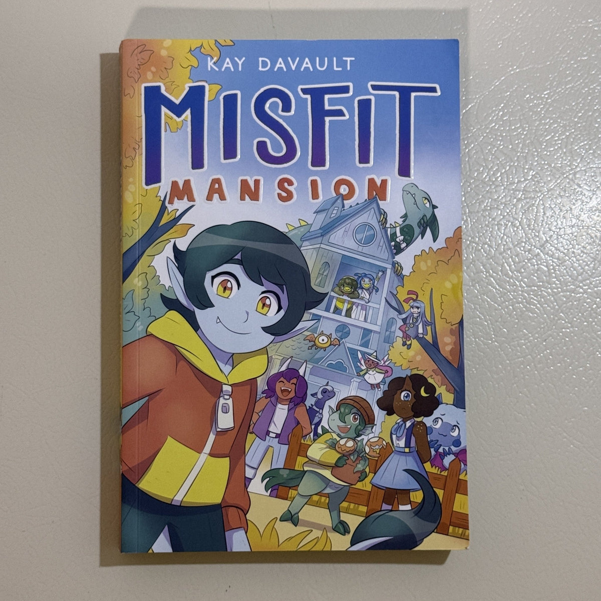 Used - Misfit Mansion by Kay Davault Graphic Novel Paperback