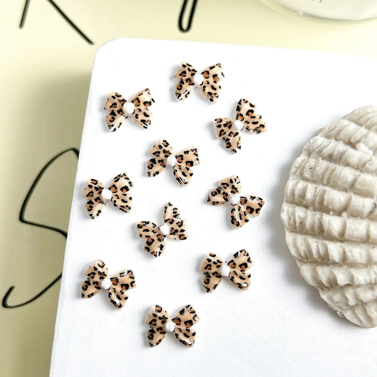 20Pcs New Maillard Color Ribbon Bow Nail Art Accessories Classic Leopard Print Tie Resin Nail Charms DIY Clips Nails Decorations