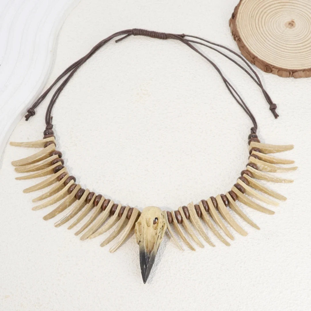 1 piece of vintage Viking crow skull coconut shell necklace - resin animal shaped irregular long teeth, Gothic style jewelry,